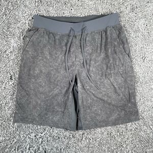 Lululemon T.H.E. Short Men's Large Gray Lined Stretch Activewear Gym Running